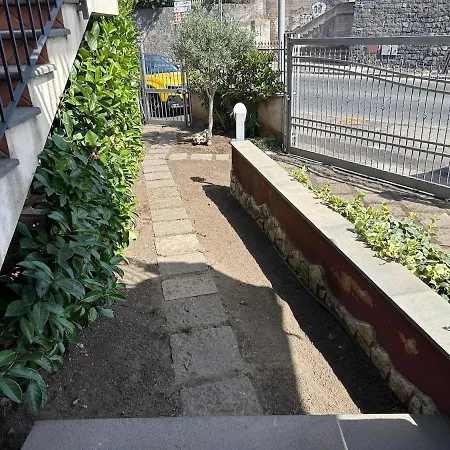 New With Courtyard Apartmán Řím